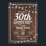 Rustic Surprise 30th Birthday Party Kaart<br><div class="desc">Deze rustige 30e verrassingsverjaardagsuitnodiging kenmerkt koordlichten op een donkere houtachtergrond. Klik de aanpassingsknoop voor meer flexibiliteit in het wijzigen van de tekst! De variaties van dit ontwerp, extra kleuren, evenals de coördinerende producten zijn beschikbaar in onze winkel, zazzle.com/doodlelulu*. Neem contact met ons op als je dit ontwerp op een specifiek...</div>