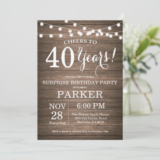 Rustic Surprise 40th Birthday Invitation Wood Kaart (Staand voorkant)