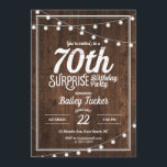 Rustic Surprise 70ste verjaardagsfeestje Kaart<br><div class="desc">Deze rustieke 70e verrassing verjaardagsuitnodiging is voorzien van strijklichten op een donkere houten achtergrond. Klik op de knop Aanpassen voor meer flexibiliteit bij het wijzigen van de tekst! Variaties van dit ontwerp, extra kleuren en coördinerende producten zijn verkrijgbaar in onze winkel, zazzle.com/doodlelulu*. Neem contact met ons op als u wilt...</div>