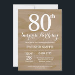 Rustic Surprise 80th Birthday Invitation Kaart<br><div class="desc">Rustic Surprise 80th Birthday Invitation. Rustic Wood Achtergrond. Retro Birthday. Volwassen verjaardag. Mannen of vrouwen uitgenodigd. 13e 15e 16e 18e 21e 30e 40e 50e 60e 70e 90e 100e, elke leeftijd. Voor verdere aanpassing, te klikken gelieve de knoop "van de Aanpassing het"en ons ontwerphulpmiddel te gebruiken om deze sjabloon te wijzigen....</div>