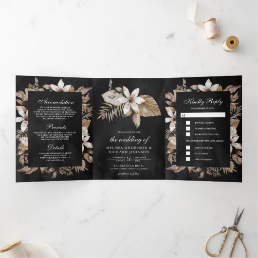 Rustic Tropical Dried Palm Leaves Black Wedding Drieluik Uitnodiging (Binnen)