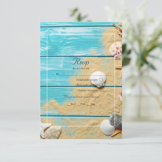 Rustic Turquoise QR Code RSVP Beach Wedding Kaartje (Staand voorkant)