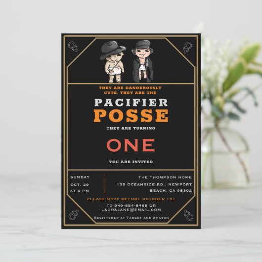 Rustic Twins Fopspeen Bende Wilde Westen Verjaarda Kaart (Staand voorkant)