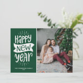 Rustic Typografie Green Happy Nieuwjaarsfoto Feestdagenkaart (Staand voorkant)