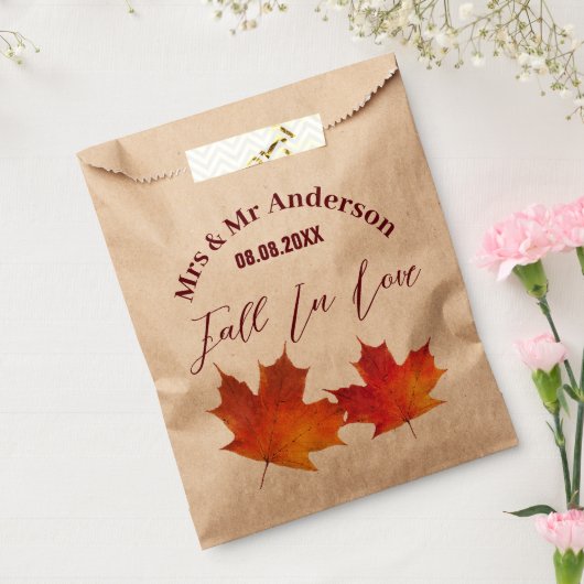 Rustic verlaat Herfst in liefde herfstbruiloftsgun Bedankzakje (Gezegeld)