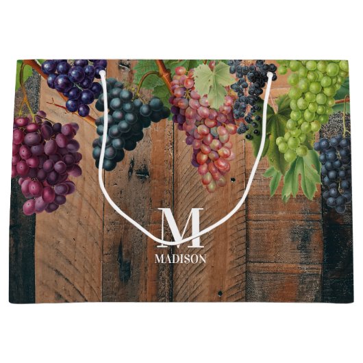 Rustic Vineyard Wood & Grapes Monogram Groot Cadeauzakje (Voorkant)
