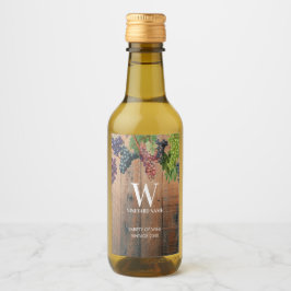 Rustic Vineyard Wood & Grapes Monogram Wijn Etiket