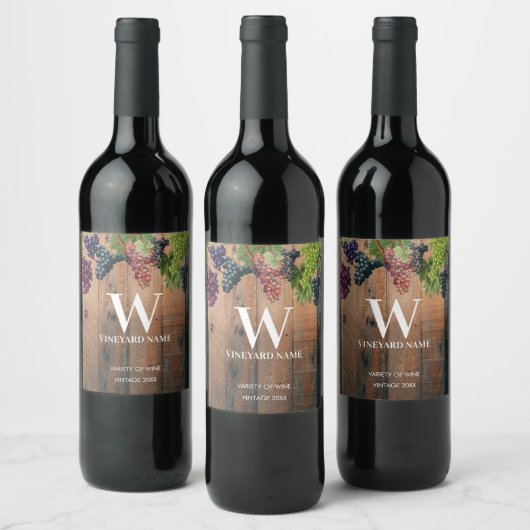 Rustic Vineyard Wood & Grapes Monogram Wijn Etiket (Flessen)