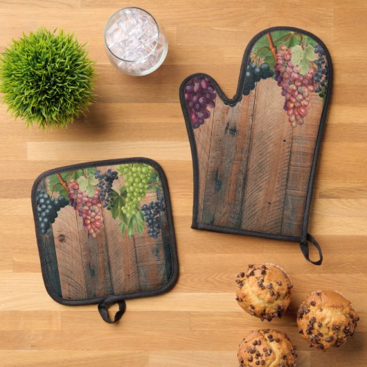 Rustic Vineyard Wood & Grapes Ovenwant & Pannenlap Set (Top down)