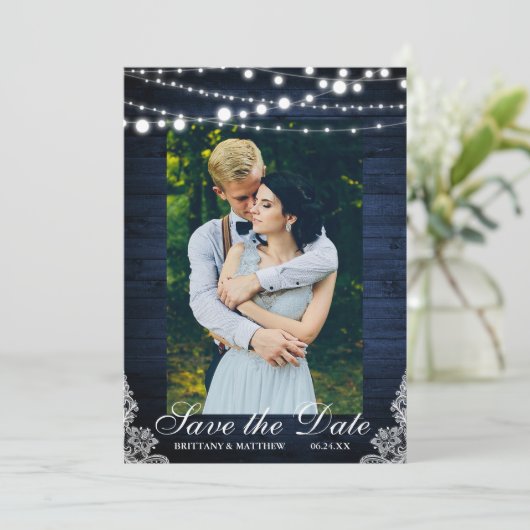 Rustic Wedding Blue Wood Lightlace Save the Date (Staand voorkant)