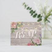 Rustic Wedding Floral Wood String Light RSVP Antwo Uitnodiging Briefkaart (Staand voorkant)