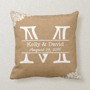 Rustic Wedding Monogram Faux Burlap & Lace Kussen