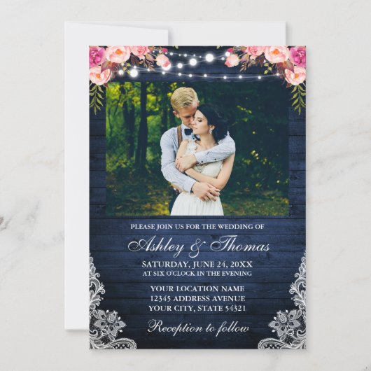 Rustic Wedding Pink Floral Blue Wood Licht Foto Kaart (Voorkant)