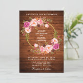 Rustic Wedding Wood Pink Floral Wreath Gold Invite Kaart (Staand voorkant)