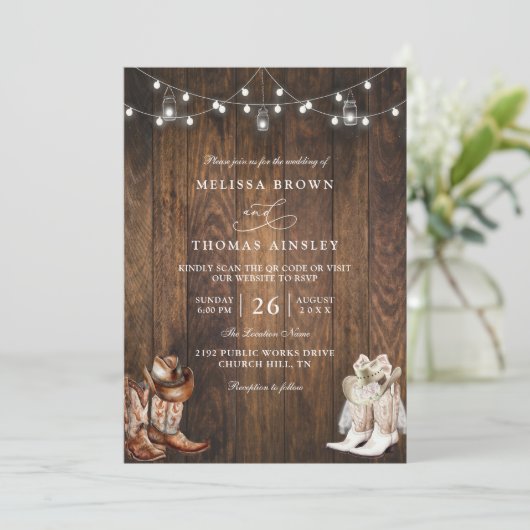 Rustic Western Country Barn QR Code Wedding Kaart (Staand voorkant)