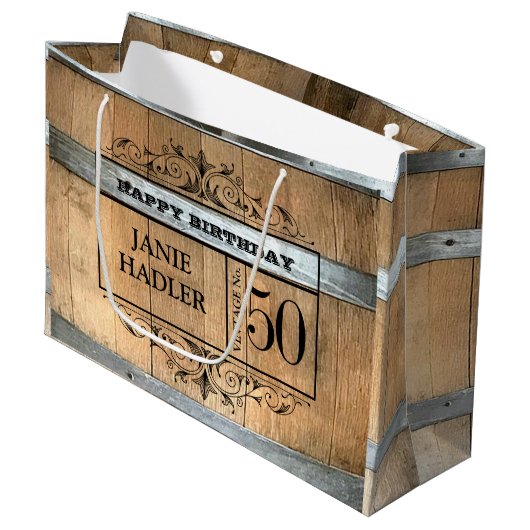 Rustic Whiskey Barrel 50th Birthday Groot Cadeauzakje (Voorkant Gekanteld)
