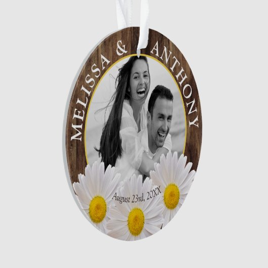 Rustic White Daisy Photo Wedding Save the Date Ornament (voorkant)