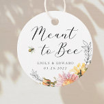 Rustic Wildflower Meant to bee Wedding Bedankjes Labels<br><div class="desc">Aangepast ontworpen bruiloft begunstigt labels met een wildbloem van de waterverf en een bijenontwerp.</div>