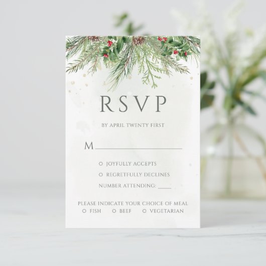 Rustic Winter Berries Pine Cone Greenery Wedding RSVP Kaartje (Staand voorkant)