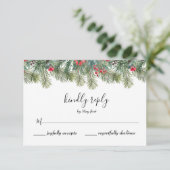 Rustic Winter Berry Pine Greenery Wedding RSVP Kaartje (Staand voorkant)