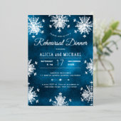 Rustic winter silver snowflakes rehearsal dinner folie uitnodiging (Staand Voorkant)