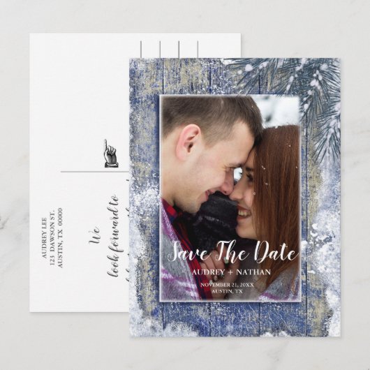 Rustic Winter Snow Barn Wood Foto slaat de datum o Aankondigingskaart (Voorkant / Achterkant)