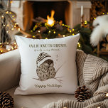 Rustic Winter Woodland | Birch Bark Owl Christmas Kussen<br><div class="desc">Schattigee,  natuur Prettige feestdagen thema vakantie gooien kussen met originele kunstwerken van een grillige,  slapende uil dragen van een ouderwetse nachthemd met de groeten "OWL BE HOME FOR CHRISTMAS,  al was het maar in mijn dromen... " en "" in gouden letters. Achterzijde is een rustiek winter witte berkenschors patroon.</div>