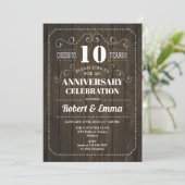 Rustic Wood 10e bruiloft Jubileum Party Kaart (Staand voorkant)
