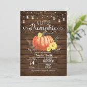 Rustic Wood Baby shower Little Pumpkin Invitation Kaart (Staand voorkant)