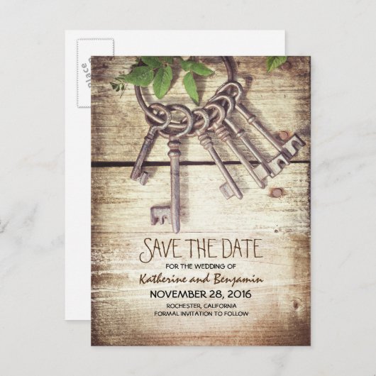 Rustic Wood Bewaar de datum met Skeleton Keys Aankondigingskaart (Voorkant / Achterkant)