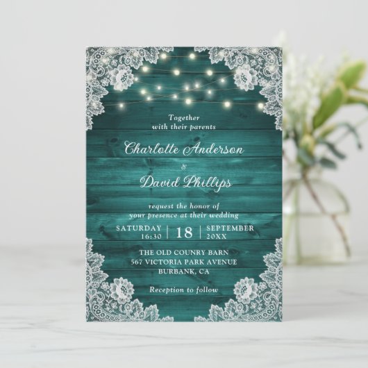 Rustic Wood Blauwgroen Lace String Lights Wedding Kaart (Staand voorkant)