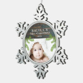 Rustic Wood Branches Baby's eerste kerstfoto Tin Sneeuwvlok Ornament (Rechts)