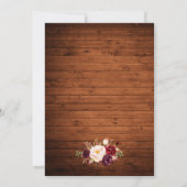 Rustic Wood Burgundy Floral Calligraphy Wedding Kaart (Achterkant)