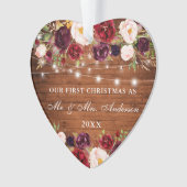 Rustic Wood Burgundy Floral licht eerste kerst Ornament (voorkant)