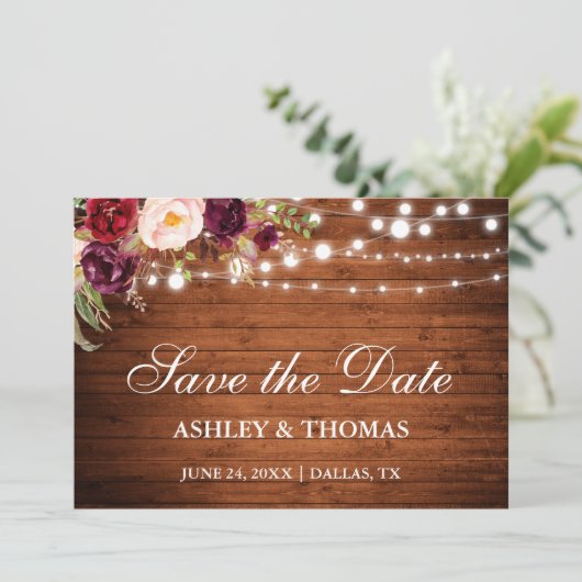 Rustic Wood Burgundy Floral Lights Save The Date (Staand voorkant)