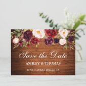 Rustic Wood Burgundy Floral Save the Date (Staand voorkant)