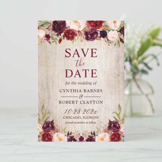 Rustic Wood Burgundy Red Floral Wedding Save The Date (Staand voorkant)