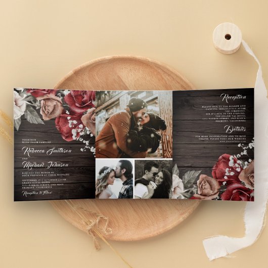 Rustic Wood Burgundy Red Roses Foto bruiloft Drieluik Uitnodiging