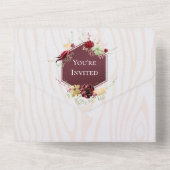 Rustic Wood Burgundy Wedding All In One Uitnodiging (Achterkant)