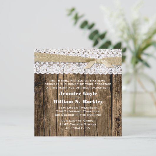 Rustic Wood en Lace Wedding Invitation Kaart (Staand voorkant)