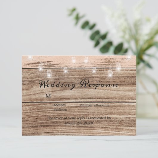 Rustic Wood en Lantern RSVP Kaartje (Staand voorkant)