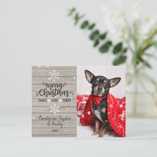 Rustic Wood en Snowflakes Kersthond Foto Briefkaart (Staand voorkant)