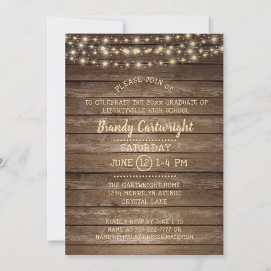 Rustic Wood en String Lights Graduation Party Kaart (Voorkant)