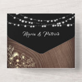 Rustic Wood en String Lights Wedding All In One Uitnodiging (Achterkant)