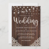Rustic Wood en String Lights Wedding Kaart (Voorkant)