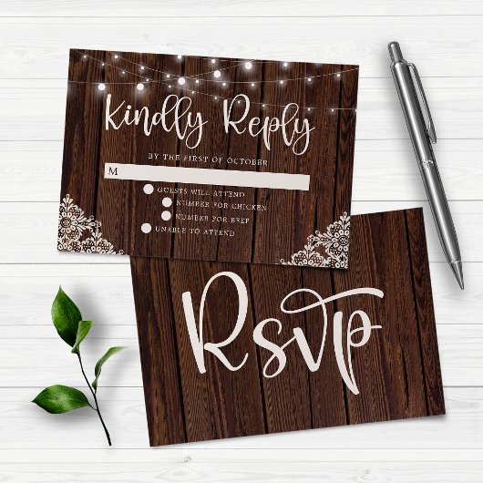 Rustic Wood en String Lights Wedding RSVP Kaartje