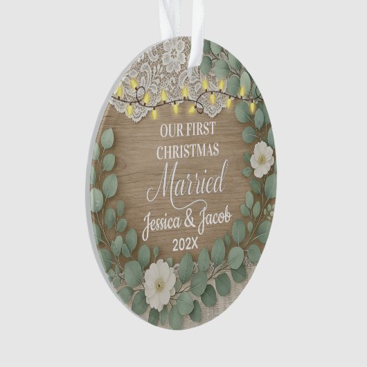 Rustic Wood & Eucalyptus First Christmas Married Ornament (voorkant)