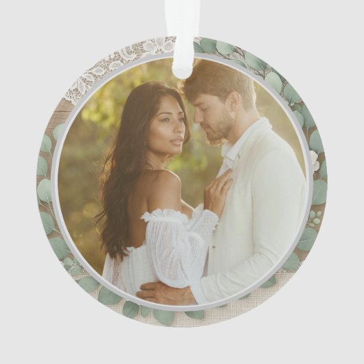 Rustic Wood & Eucalyptus First Christmas Married Ornament (achterkant)