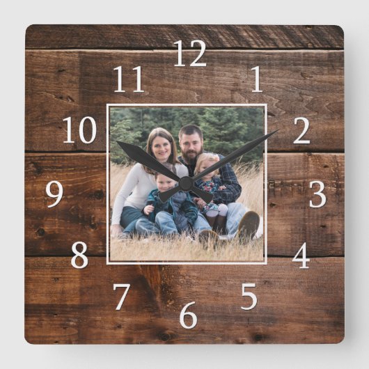 Rustic Wood Family Photo Clock Vierkante Klok (Voorkant)