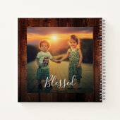 Rustic wood family photo collage monogram name notitieboek (Achterkant)